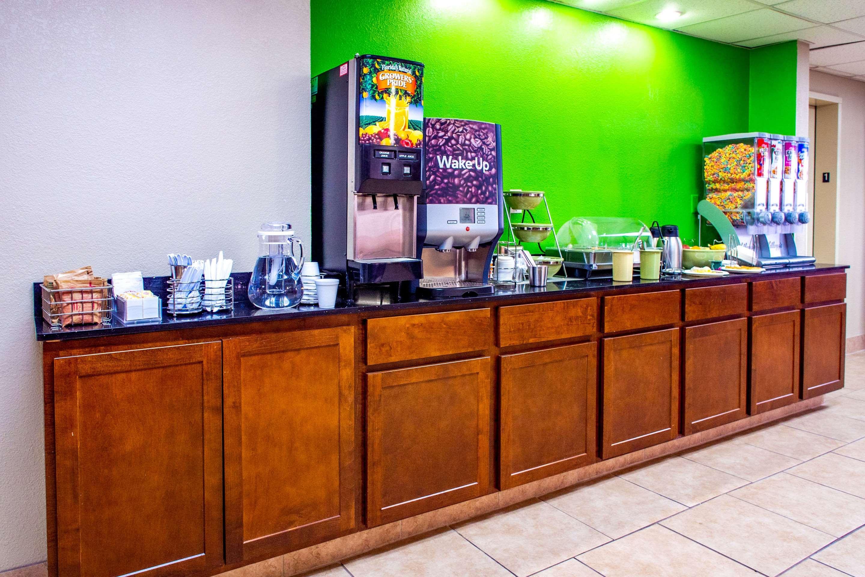 Quality Inn Moore - Oklahoma City Екстериор снимка