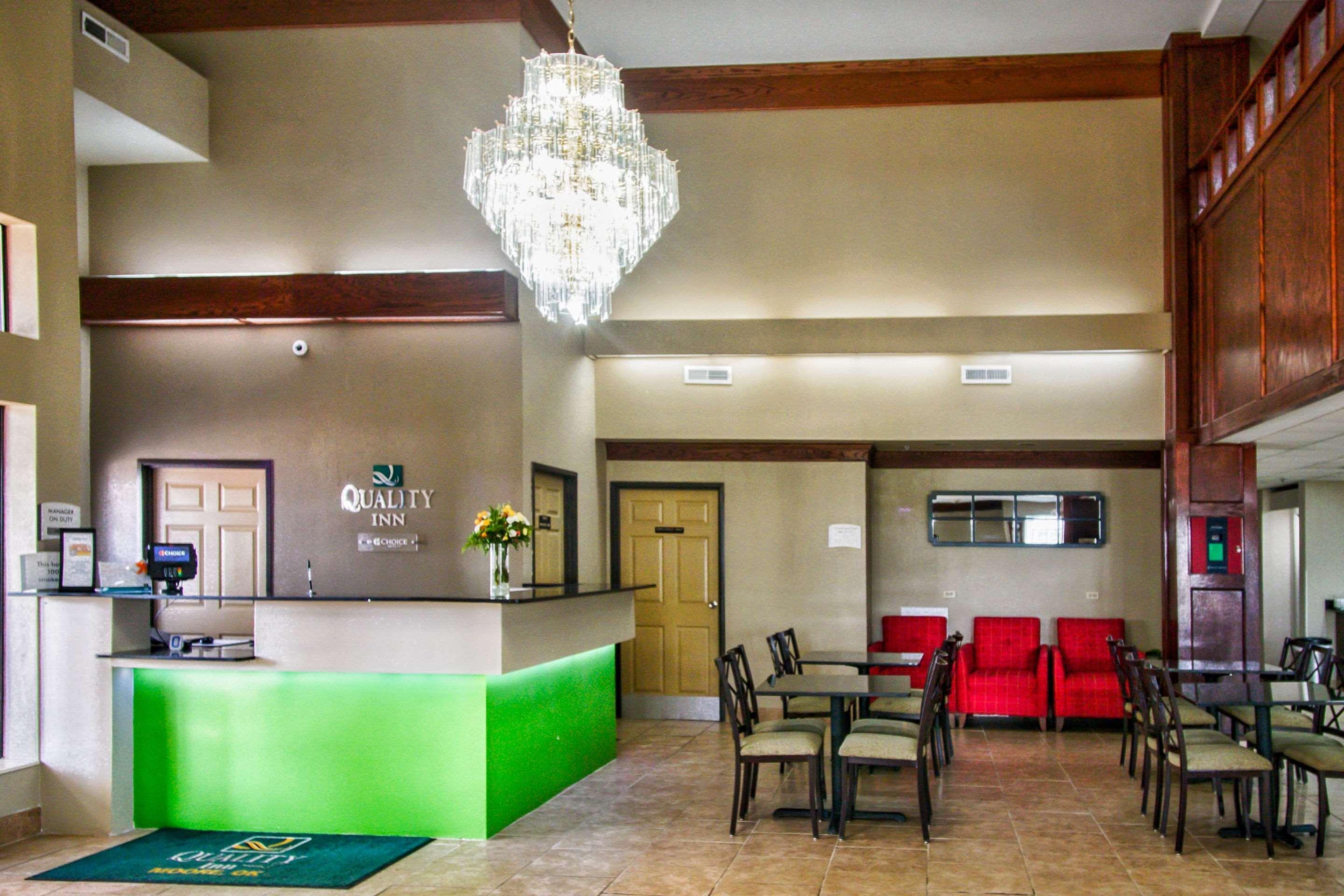 Quality Inn Moore - Oklahoma City Екстериор снимка